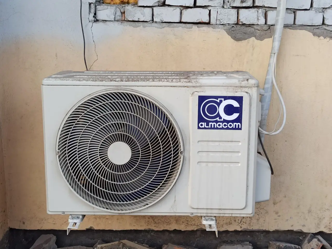 建筑工程常用化工产品选型对比:飞云贸易供货方案分析正文配图 2
