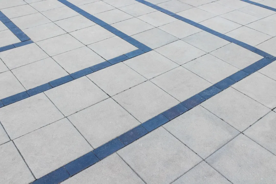 建筑工程常用化工产品选型对比与性能分析